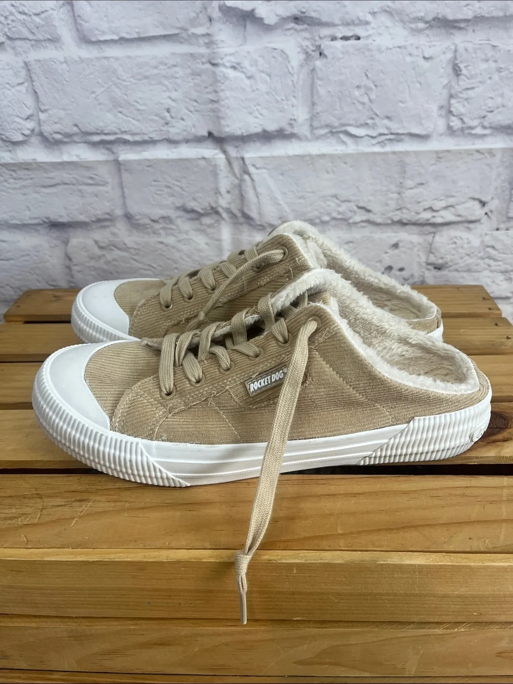 Rocketdog Y2K Sport Cheery Corduroy Slip On Mule Sneakers Size 10